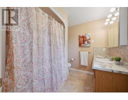 5044 WHITELAW ROAD - 16