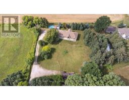 5044 WHITELAW ROAD - 33