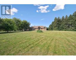 5044 WHITELAW ROAD - 34