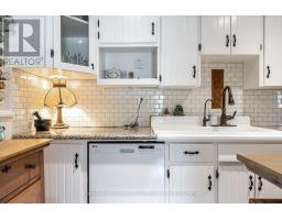 61 BLAKE STREET - 16