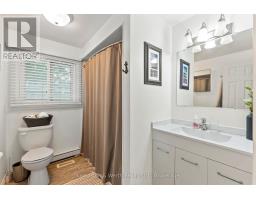 721 JOHN STREET W - 23