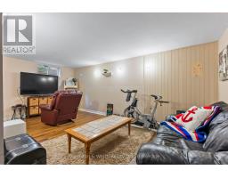 721 JOHN STREET W - 27