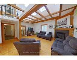212 JAMES STREET - 3