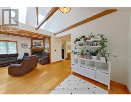 212 JAMES STREET - 7