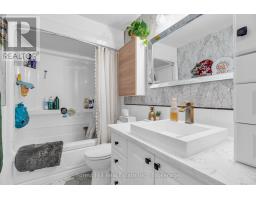 130 PEPPERWOOD CRESCENT - 20