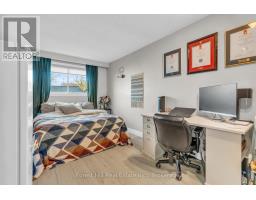 130 PEPPERWOOD CRESCENT - 24