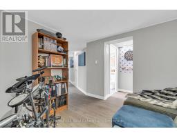 130 PEPPERWOOD CRESCENT - 32