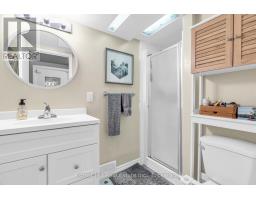 130 PEPPERWOOD CRESCENT - 33