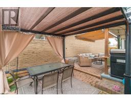 130 PEPPERWOOD CRESCENT - 37