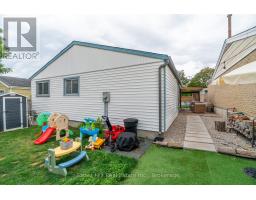 130 PEPPERWOOD CRESCENT - 44