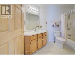 29 - 300 JOHN STREET S - 17