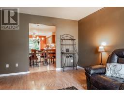 15 VALLEYVIEW LANE - 13