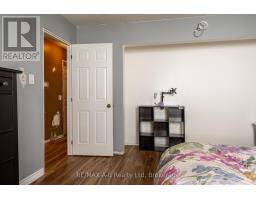 15 VALLEYVIEW LANE - 22