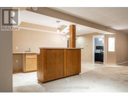15 VALLEYVIEW LANE - 33