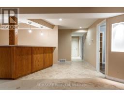 15 VALLEYVIEW LANE - 35