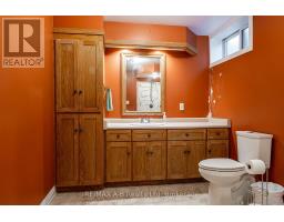 15 VALLEYVIEW LANE - 38
