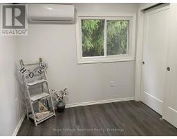 4 STARBOARD - 77719 BLUEWATER HIGHWAY - 13