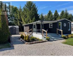 4 STARBOARD - 77719 BLUEWATER HIGHWAY - 18