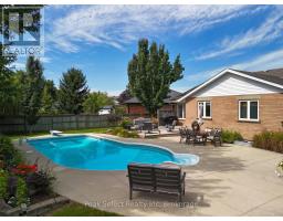 62 KILLORAN CRESCENT - 38
