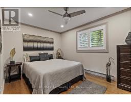 8 ETHEL COURT - 23