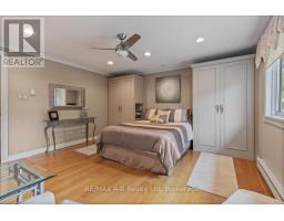 8 ETHEL COURT - 29