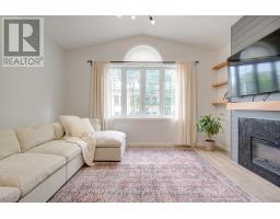 430 BRUNSWICK STREET N - 17