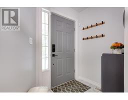 430 BRUNSWICK STREET N - 4