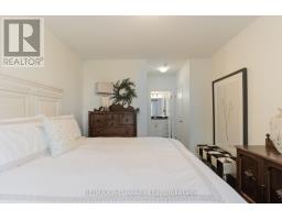 111 - 255 JOHN STREET N - 18