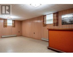 213 HOME STREET - 34