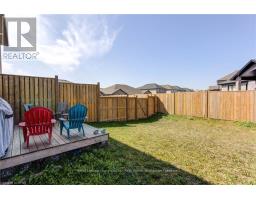 741 HOLLINGER AVENUE - 35