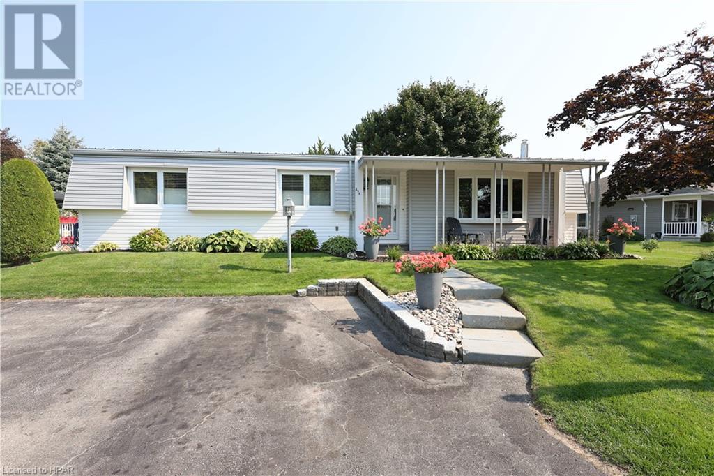 296 PEBBLE BEACH Parkway, Grand Bend