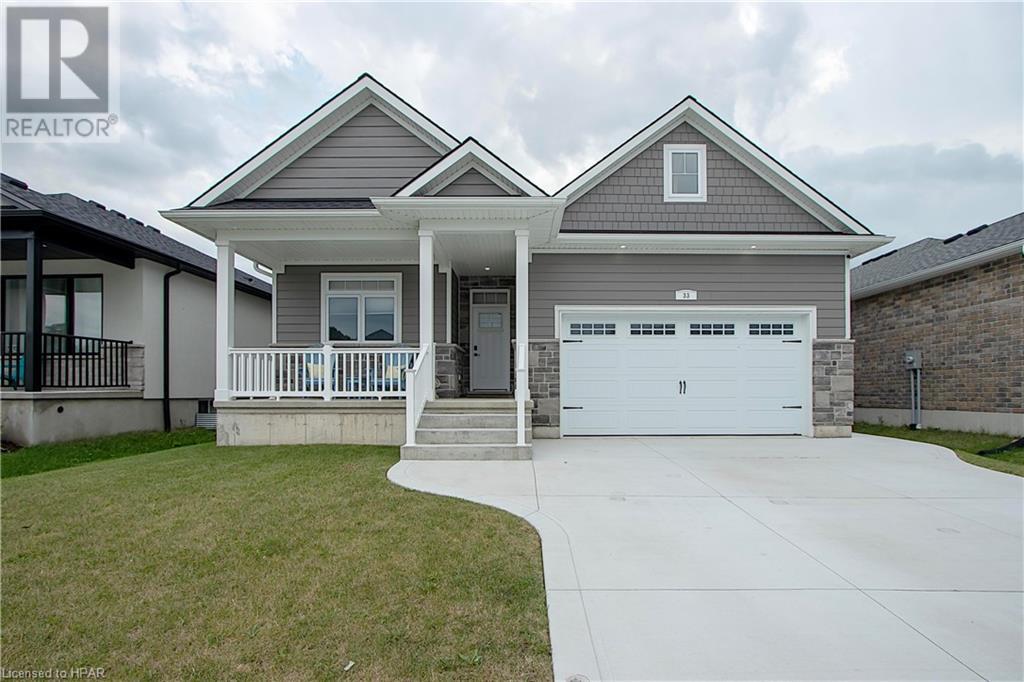 33 BROOKLAWN DRIVE, Grand Bend