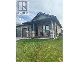 1070 EVANS Street W - 3