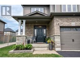 44 ANDERSON CRESCENT - 3