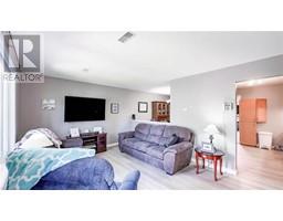 4 DUCHARME CRESCENT - 4