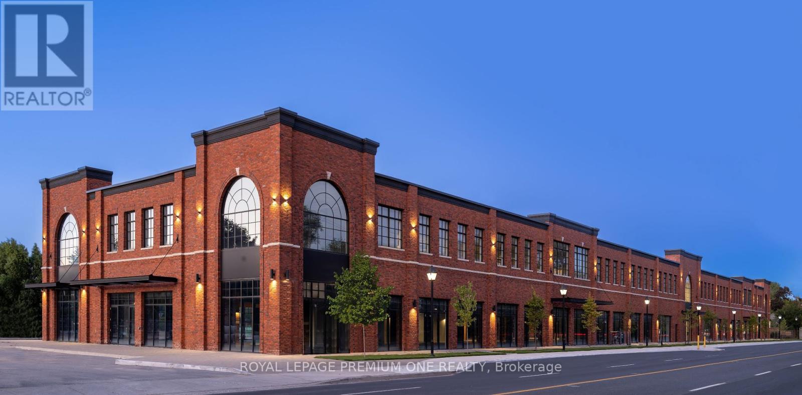 2650 St Clair Avenue W, Toronto W03, ON M6N 1M2