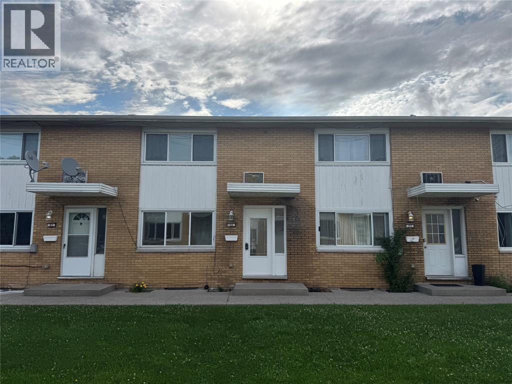820 Wellington STREET UnitNo. 22, Sarnia