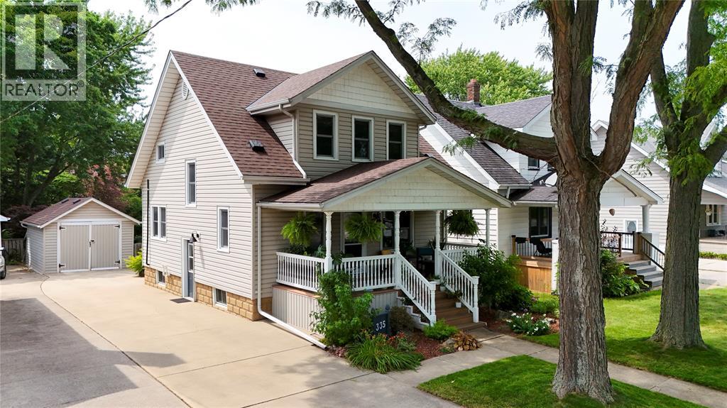 335 RUSSELL STREET, Sarnia
