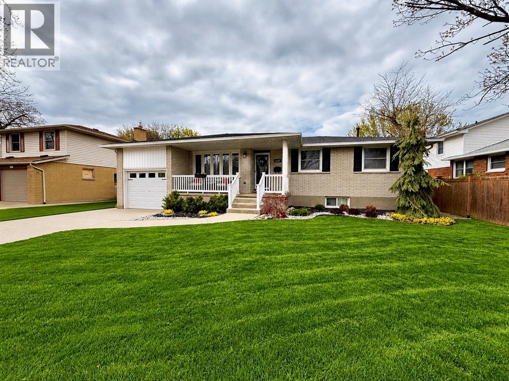 1044 Cathcart BOULEVARD, Sarnia