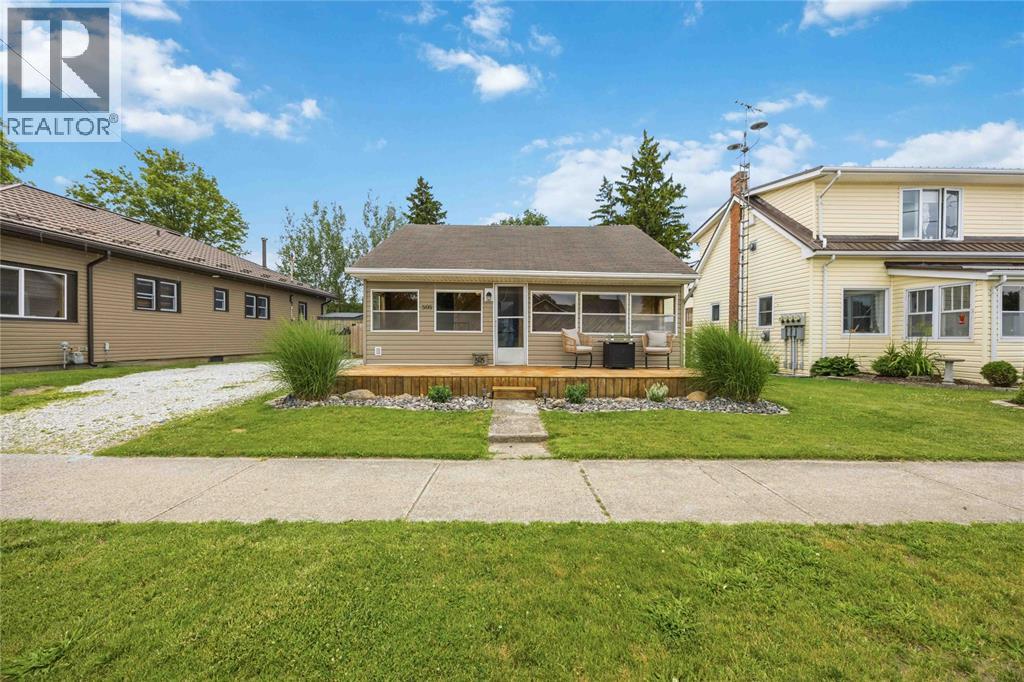 505 Broadway STREET, St Clair