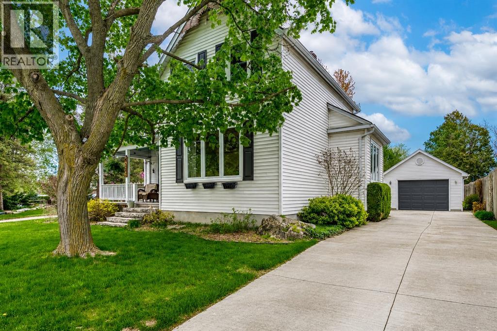 4332 Petrolia LINE, Petrolia