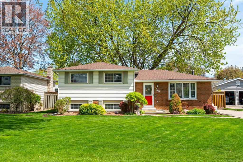 346 BRENTWOOD CRESCENT, St Clair