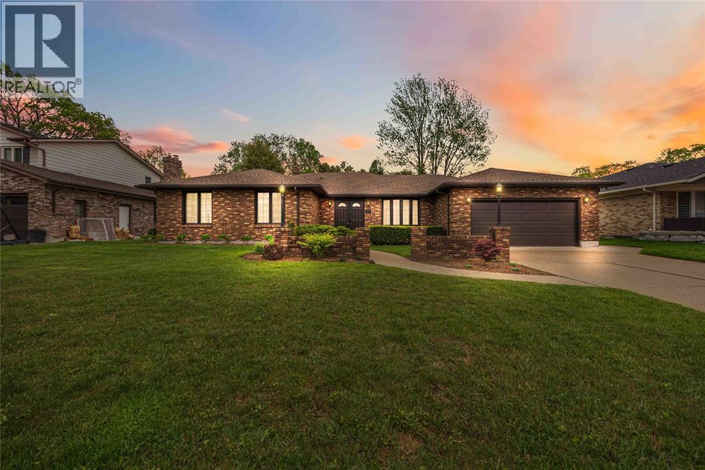 632 ESSER CRESCENT, Sarnia