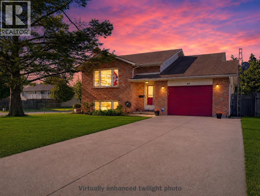 95 Turner DRIVE, Sarnia