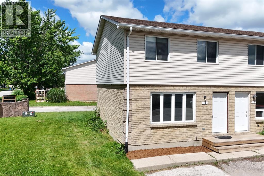 348 Cameron STREET, St Clair