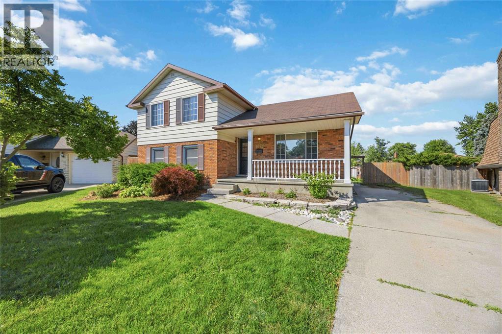 1076 BRIMWOOD CRESCENT, Sarnia