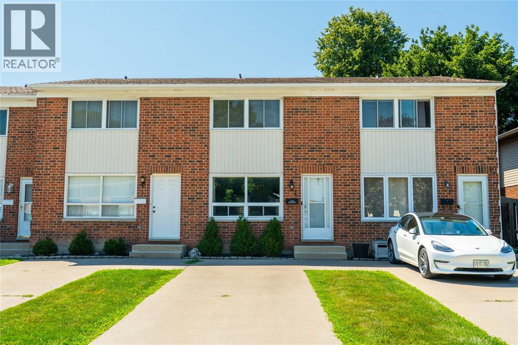 301 EDGEWOOD STREET UnitNo. 2, Sarnia