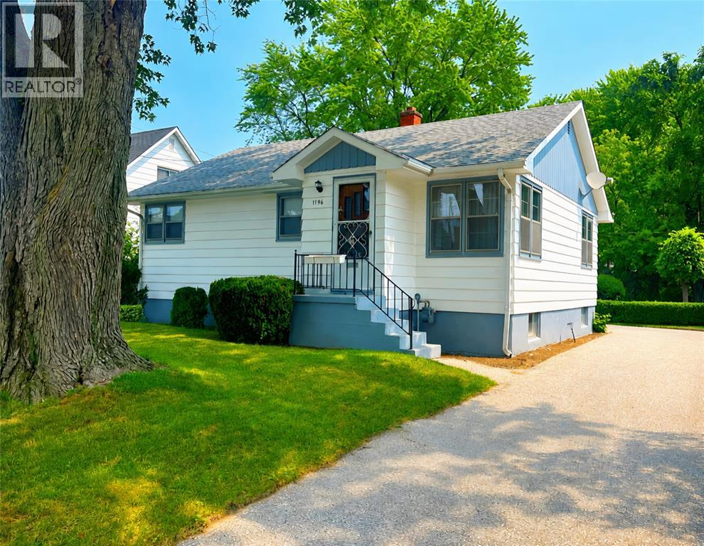 1196 Carr STREET, Sarnia