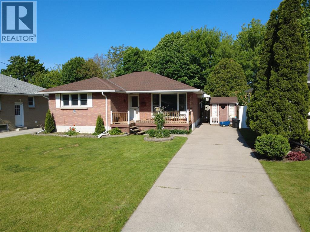 97 Grey CRESCENT, Sarnia