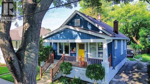 114 COLLEGE N AVENUE North, Sarnia